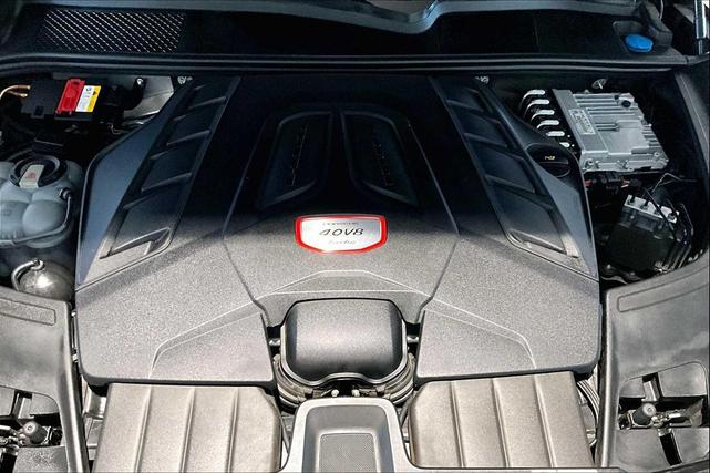 Photo of 2020 BLACK Porsche Cayenne