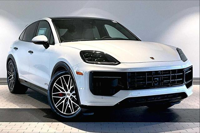 Photo of 2026 Carrara White Metallic Porsche Cayenne