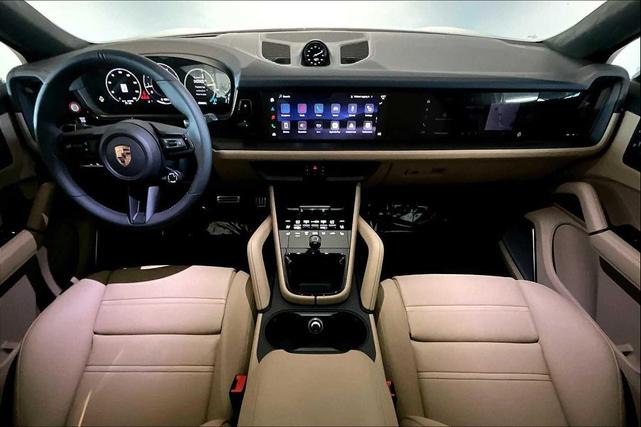 Photo of 2026 Carrara White Metallic Porsche Cayenne