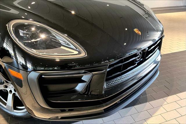 Photo of 2025 Black Porsche Macan