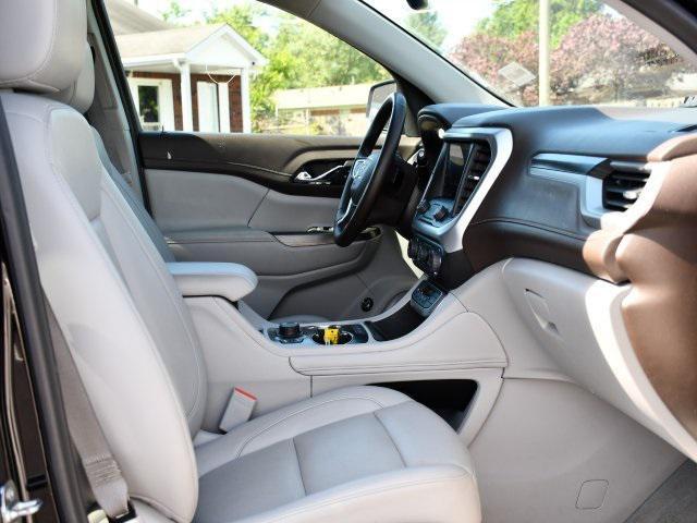 Photo of 2023 Ebony Twilight Metallic GMC Acadia