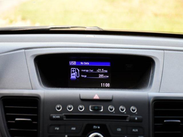 Photo of 2015 Crystal Black Pearl Honda CR-V