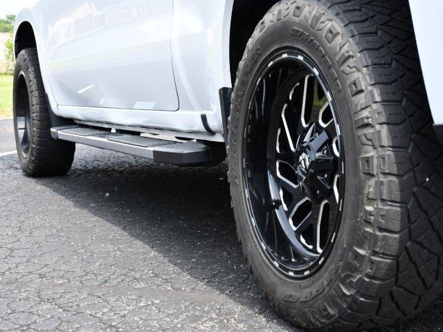 Photo of 2021 Summit White Chevrolet Silverado 1500