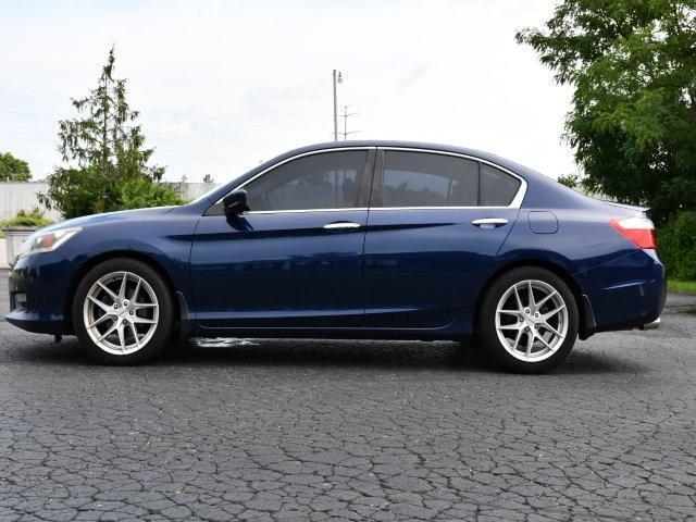 Photo of 2015 Nh-830 Honda Accord