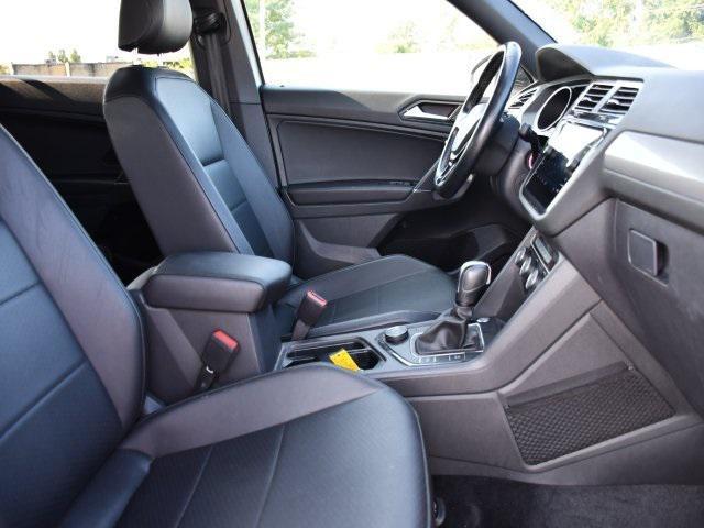 Photo of 2020 Silver Metallic Volkswagen Tiguan