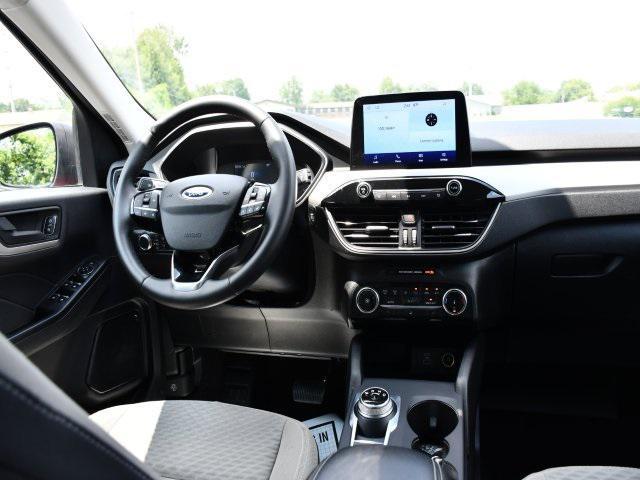 Photo of 2022 Rapid Red Metallic Tinted Clearcoat Ford Escape