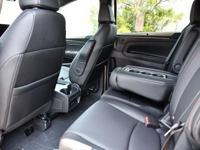 Photo of 2026 Platinum White Pearl Honda Odyssey
