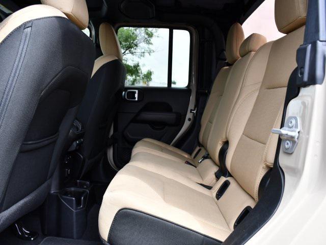 Photo of 2020 Gobi Clearcoat Jeep Gladiator