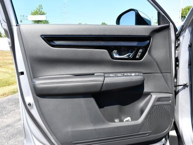 Photo of 2026 Solar Silver Metallic Honda CR-V