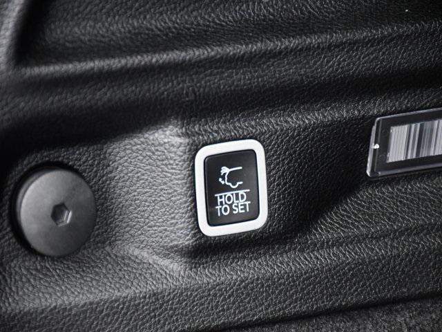 Photo of 2021 Silver Zynith Jeep Grand Cherokee L