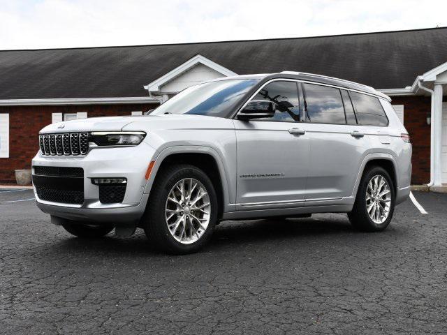 Photo of 2021 Silver Zynith Jeep Grand Cherokee L