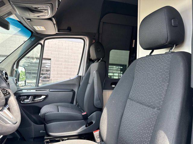 Photo of 2022 Iridium Silver Mercedes-Benz Sprinter 2500