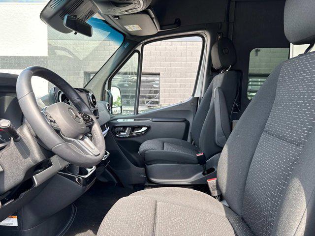 Photo of 2022 Iridium Silver Mercedes-Benz Sprinter 2500