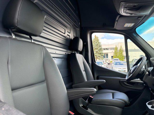 Photo of 2025 Cavansite Blue Metallic Mercedes-Benz Sprinter 2500