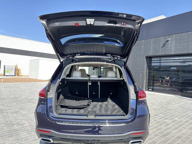 Photo of 2022 Lunar Blue Metallic Mercedes-Benz GLE 350