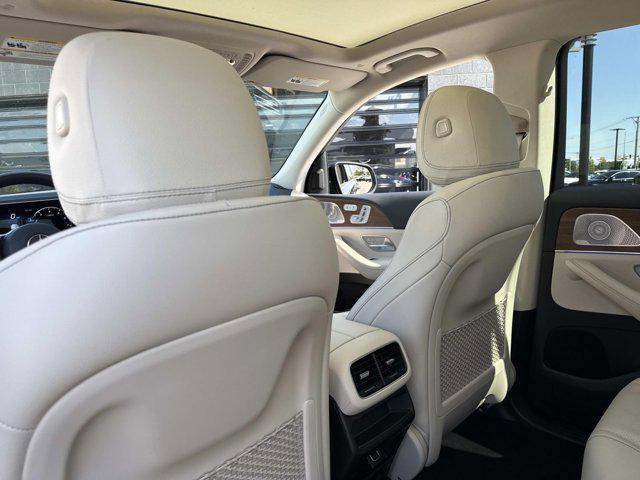 Photo of 2022 Lunar Blue Metallic Mercedes-Benz GLE 350