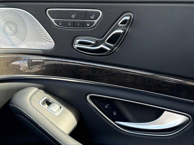Photo of 2016 Magnetite Black Metallic Mercedes-Benz S-Class