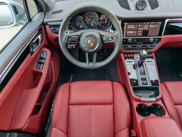 Photo of 2026 Dolomite Silver Metallic Porsche Macan