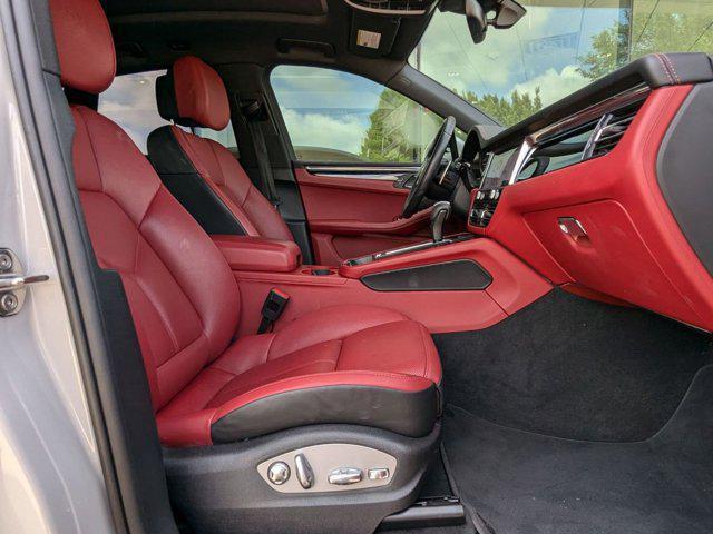 Photo of 2025 Chalk Porsche Macan