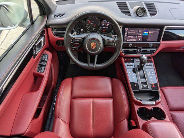 Photo of 2025 Chalk Porsche Macan