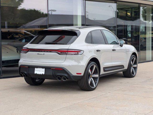 Photo of 2025 Chalk Porsche Macan