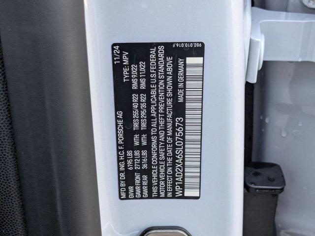 Photo of 2025 Ice Grey Metallic Porsche Macan