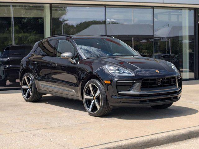 Photo of 2025 Jet Black Metallic Porsche Macan