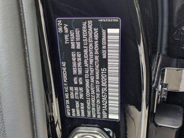 Photo of 2025 Jet Black Metallic Porsche Macan
