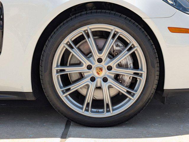Photo of 2021 White Porsche Panamera