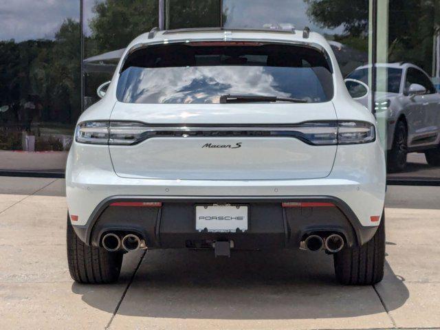 Photo of 2025 White Porsche Macan