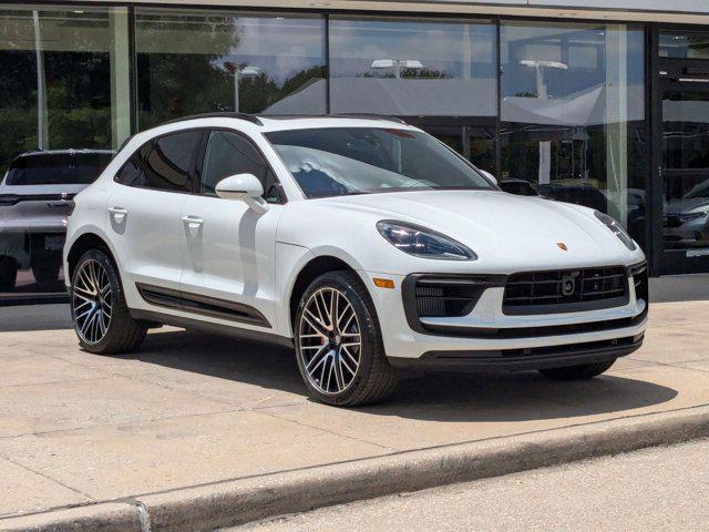 Photo of 2025 White Porsche Macan