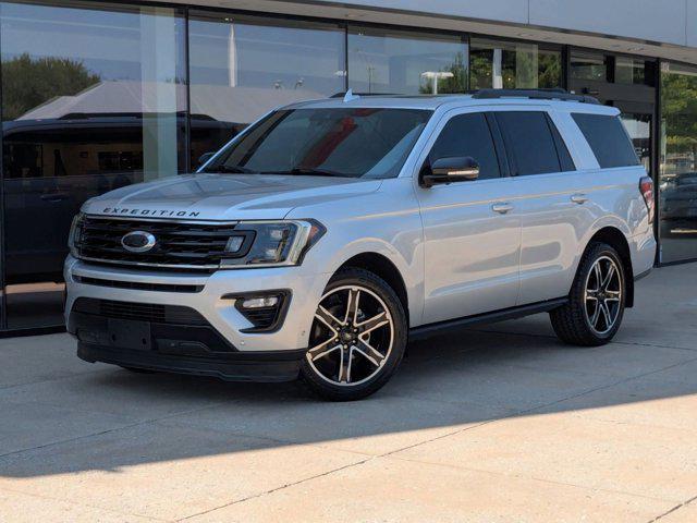 Photo of 2019 Ingot Silver Metallic Ford Expedition