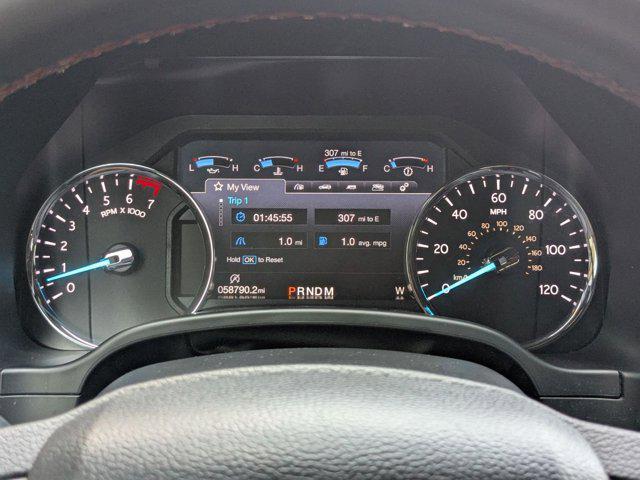 Photo of 2019 Ingot Silver Metallic Ford Expedition