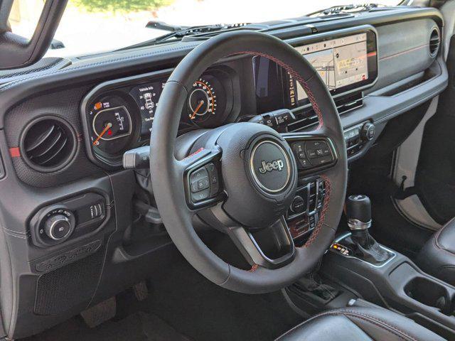 Photo of 2024 Bright White Clearcoat Jeep Wrangler