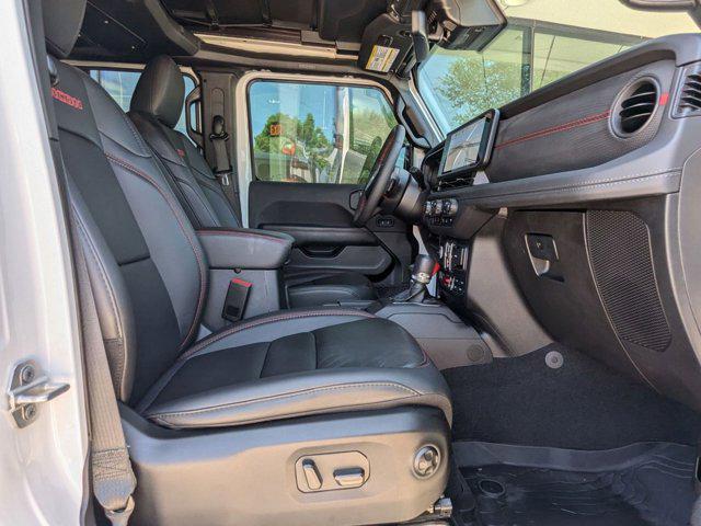 Photo of 2024 Bright White Clearcoat Jeep Wrangler