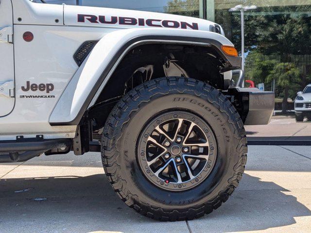 Photo of 2024 Bright White Clearcoat Jeep Wrangler