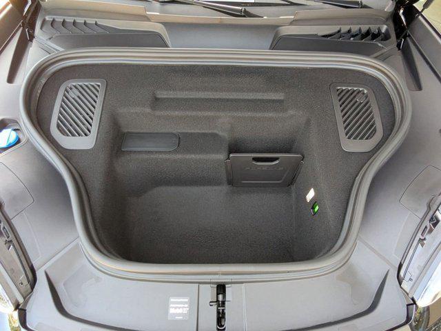 Photo of 2025 Jet Black Metallic Porsche Macan