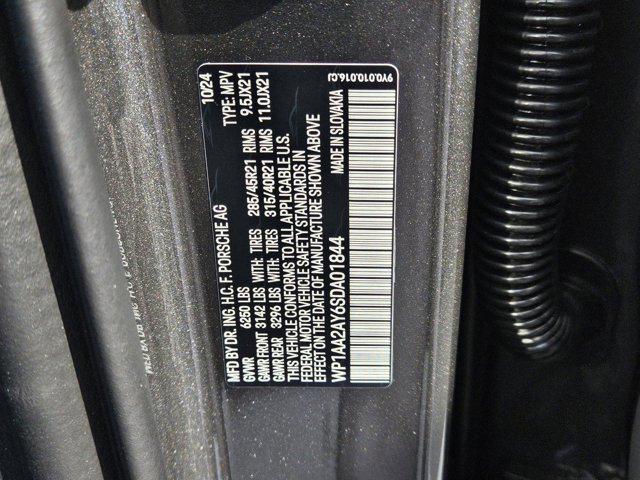 Photo of 2025 Quartzite Grey Metallic Porsche Cayenne