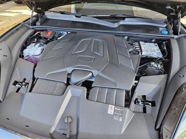 Photo of 2025 Quartzite Grey Metallic Porsche Cayenne