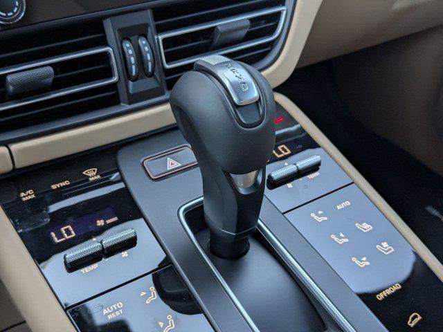 Photo of 2026 Dolomite Silver Metallic Porsche Macan