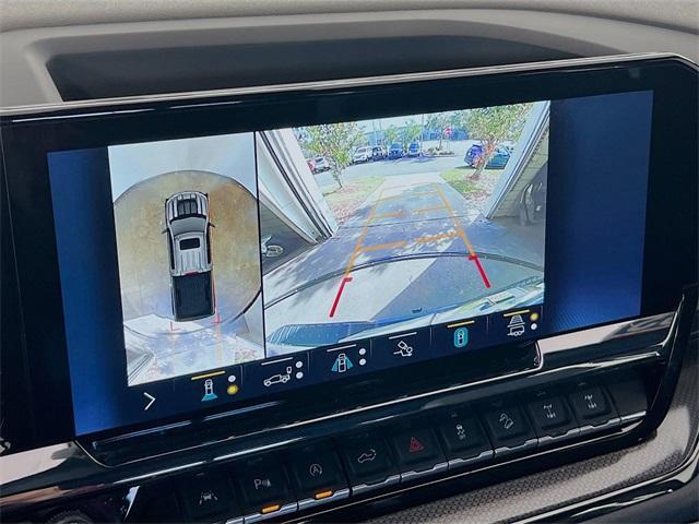 Photo of 2022 Glacier Blue Metallic Chevrolet Silverado 1500