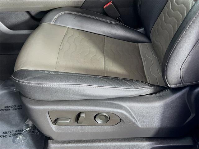 Photo of 2022 Glacier Blue Metallic Chevrolet Silverado 1500