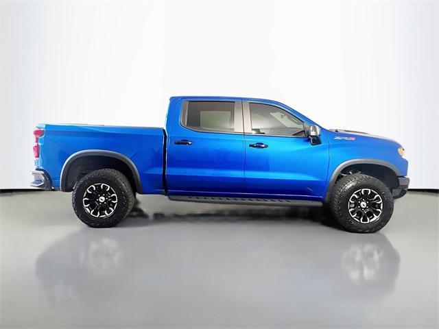 Photo of 2022 Glacier Blue Metallic Chevrolet Silverado 1500