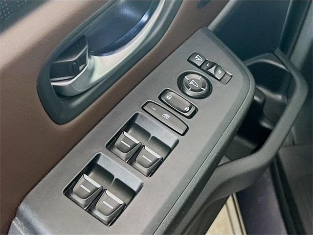 Photo of 2024 Modern Steel Metallic Honda Pilot