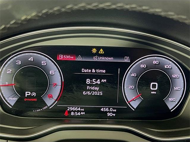 Photo of 2024 Arkona White Audi Q5