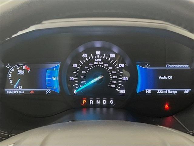 Photo of 2022 Oxford White Ford Edge