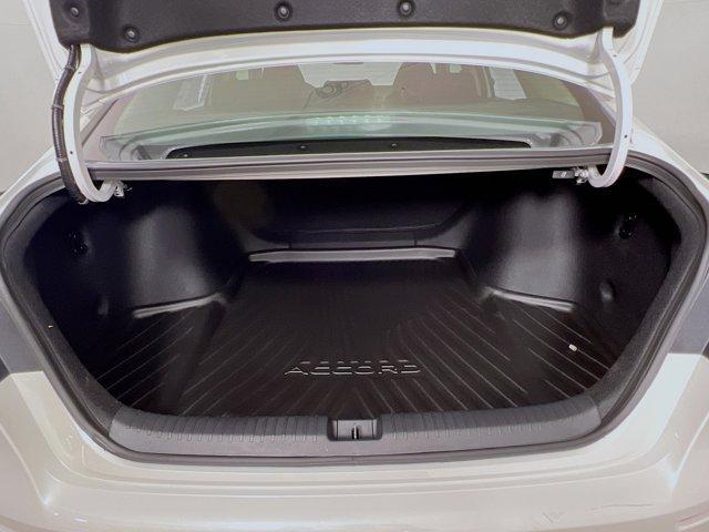 Photo of 2025 Platinum White Pearl Honda Accord