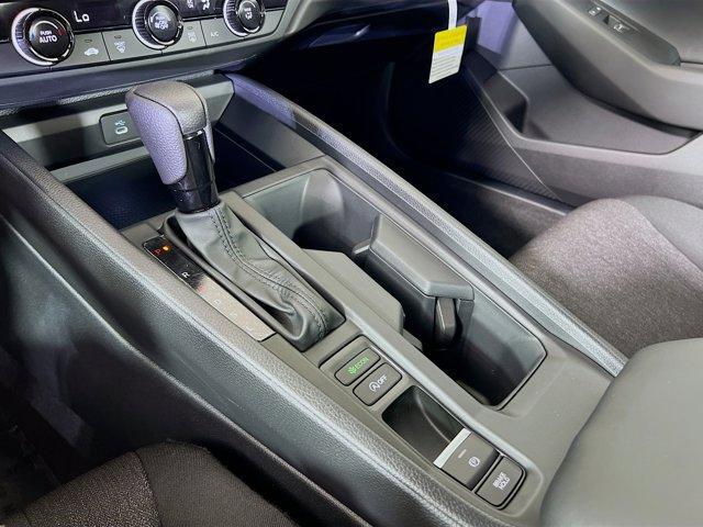 Photo of 2025 Platinum White Pearl Honda Accord