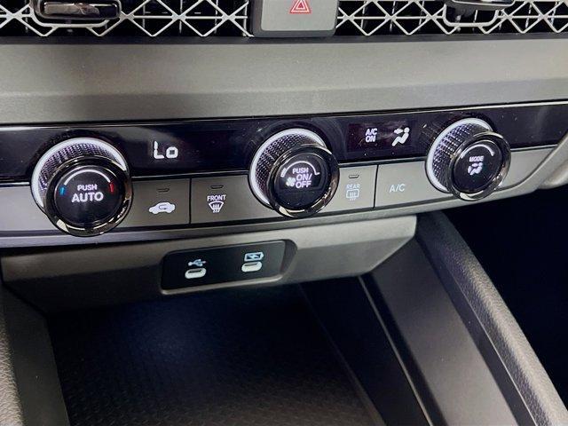 Photo of 2025 Platinum White Pearl Honda Accord