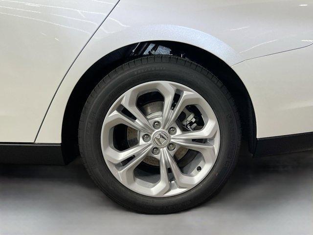 Photo of 2025 Platinum White Pearl Honda Accord